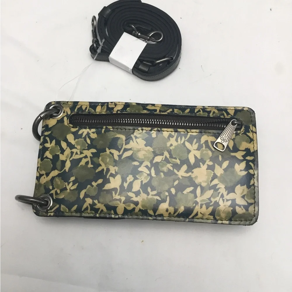 Patricia Nash pouch